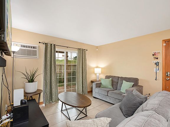 5th image of 140 Uwapo Rd APT 4-102