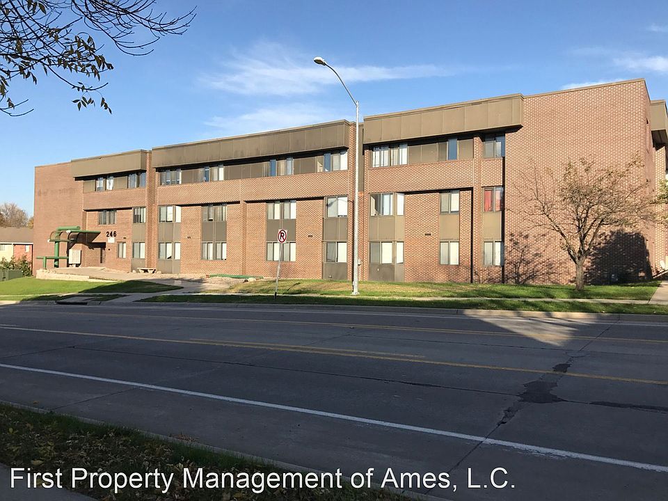 2nd image of 246 N Hyland Ave #7153825