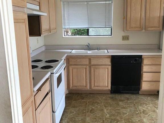 2nd image of 7048 La Fonda Ct