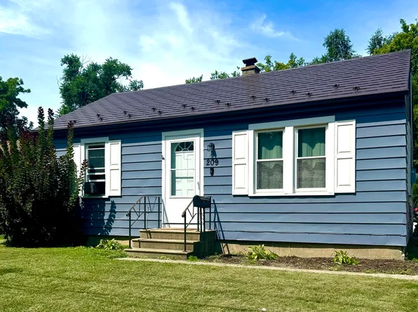 209 Cotton Ave, Dekalb, IL 60115