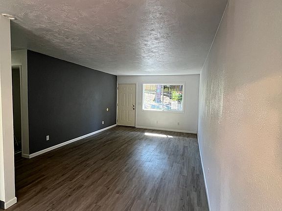 2nd image of 22787 SW Lincoln St APT 2