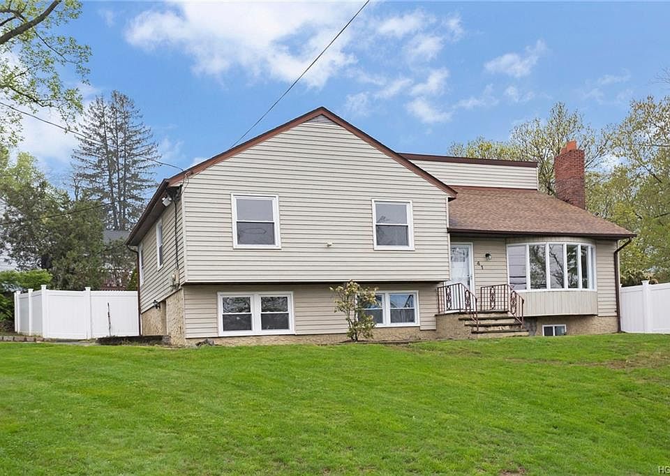 1st image of 41 Lincoln Pl