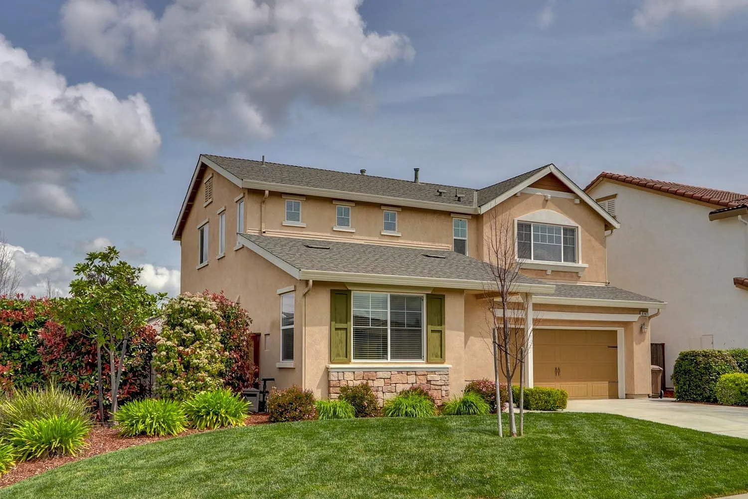 9747 Clemenza Way photo 1
