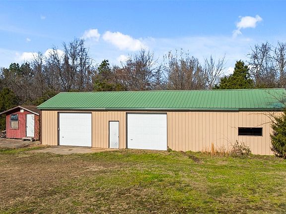 5th image of 15743 Easterling Rd