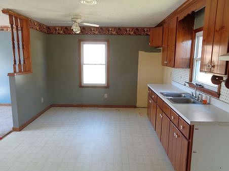 3rd image of 9430 Charles City Village Dr