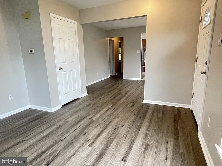 294 Woods Edge Pl — Photo 8
