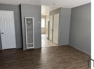 2025 E White Ave, Fresno, CA 93701