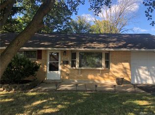 2145 Los Arrow Dr, Dayton, OH 45439