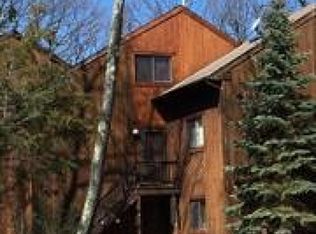 1 Point Owoods Ter #U-6, Vernon, NJ 07462