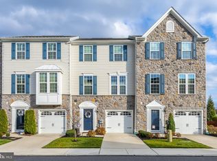 1074 Paladin Pl, Sewell, NJ 08080