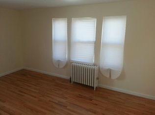 11216 196th St, Saint Albans, NY 11412