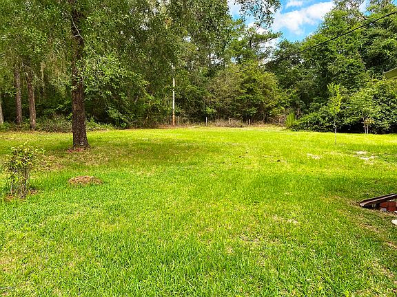 3rd image of 4883 Shady Creek Dr
