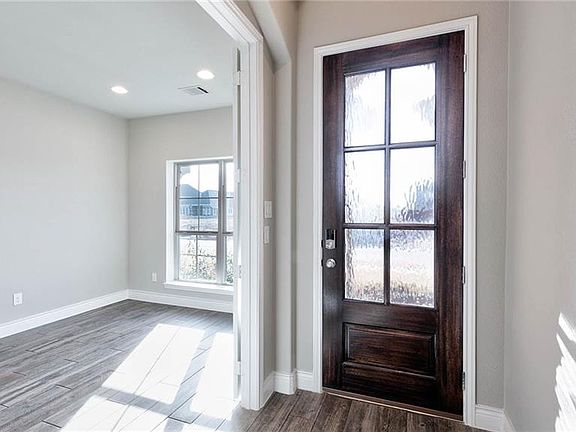 3rd image of 8628 Holliday Creek Way