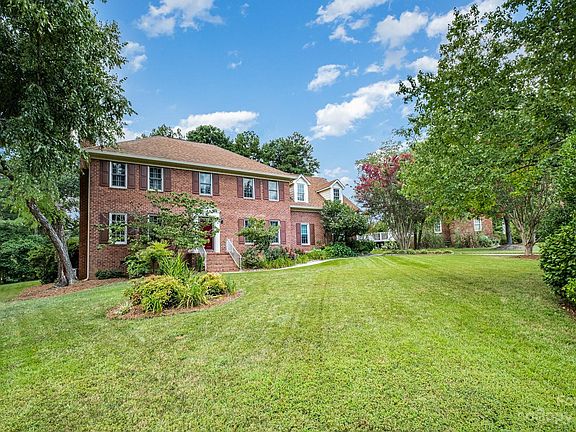 4th image of 12113 Barwen Ct