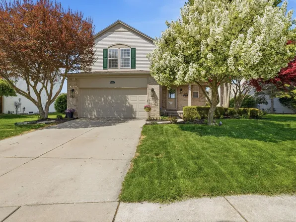 56807 Winding Creek Dr, Macomb, MI 48042