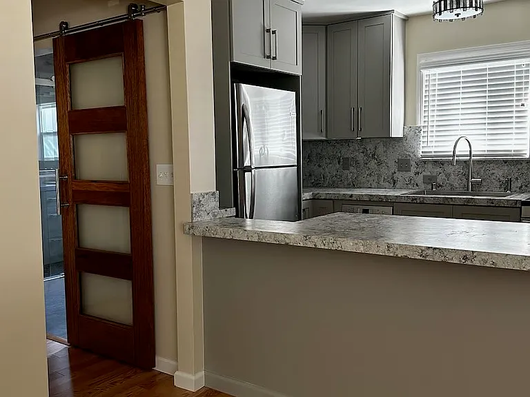 723 Laurel St #723 — Photo 9