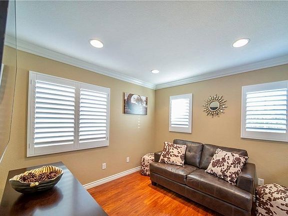 4th image of 31916 Rosales Ave