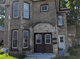 43 Port St, Brantford, ON N3S1Y3