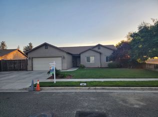3005 Elsinore St, Tulare, CA 93274