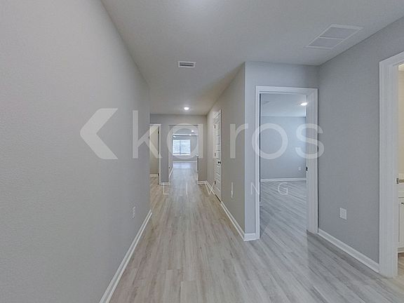 2nd image of 160 Swallowtail Ln
