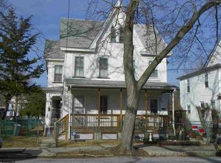 608 E Pine St, Millville, NJ 08332