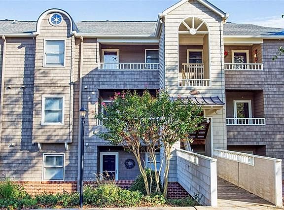 2nd image of 9808 Emerald Point Dr Unit 7