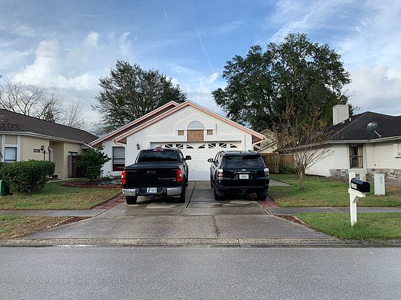 4th image of 3209 S Saint Lucie Dr