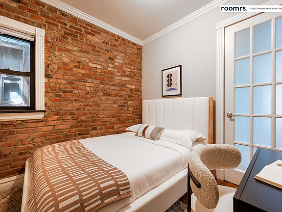 3rd image of 134 Orchard St APT 2