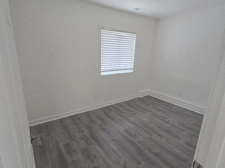 Bedroom #4, private suite