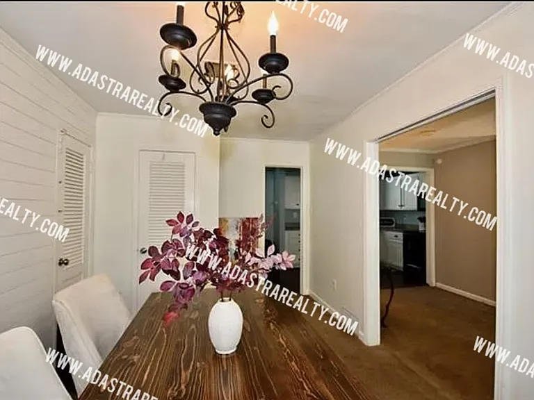 2227 W 78th St — Photo 9