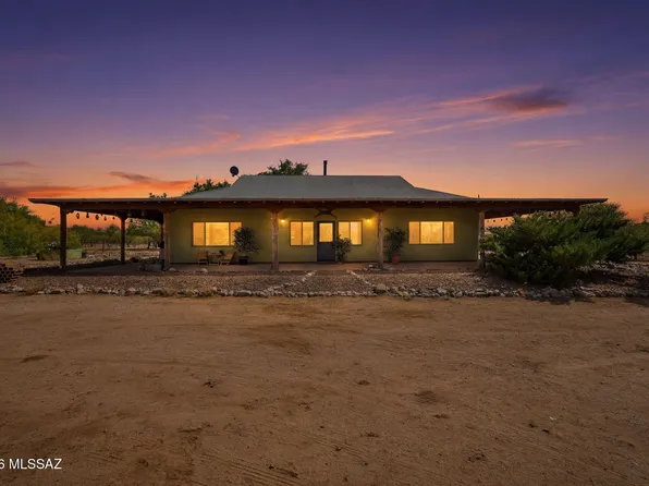 275 W Silver Sky Pl, Green Valley, AZ 85614