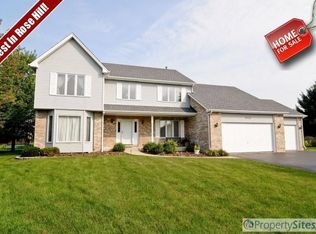 3723 Parador Dr, Naperville, IL 60564