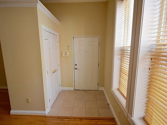 2nd image of 2100 Fulton Ave Unit A2