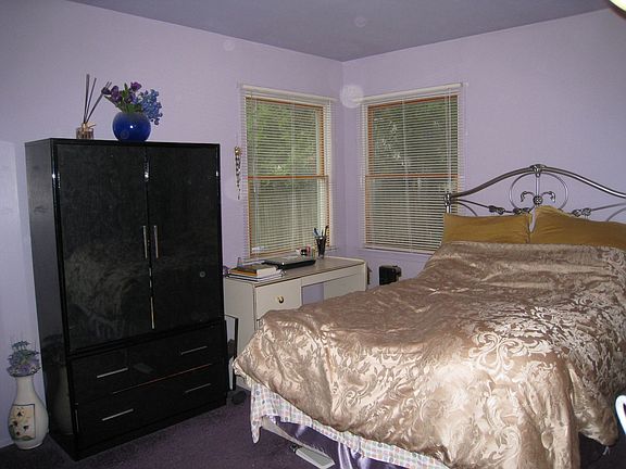 3rd image of 134 North Dr