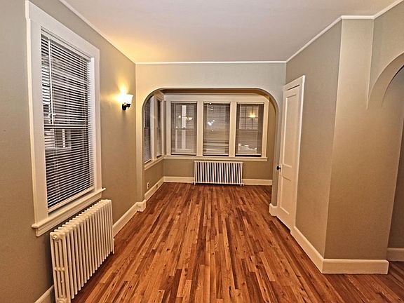 3rd image of 169 Pauline St #1