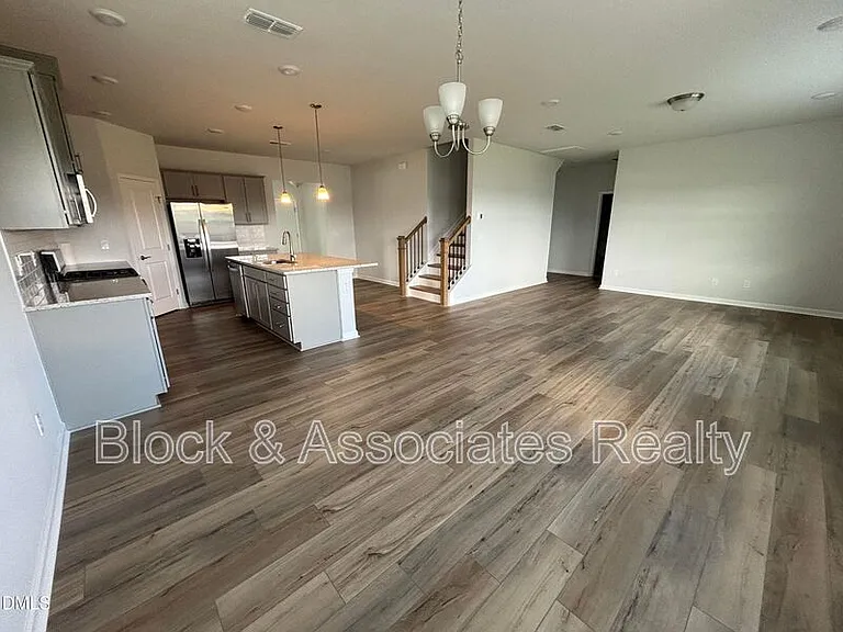 3230 Pelican Ln — Photo 15