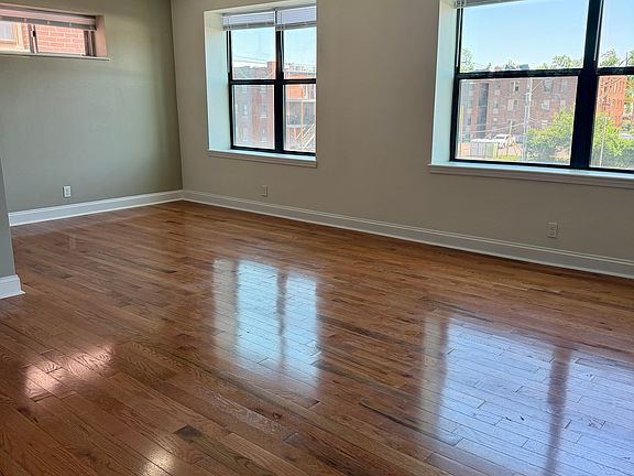 5th image of 308 Clara Ave #36