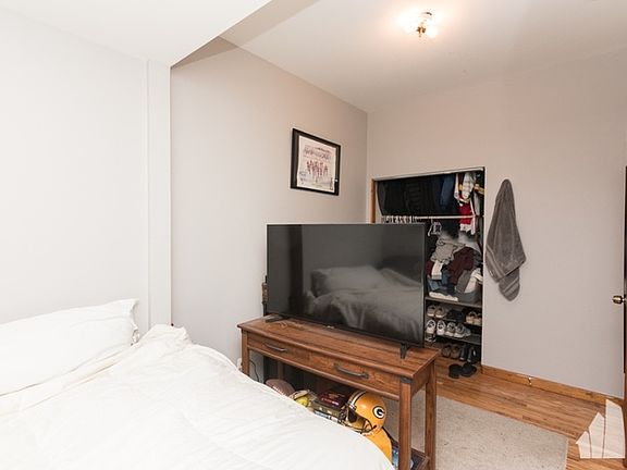 3rd image of 1710 N Damen Ave #2T