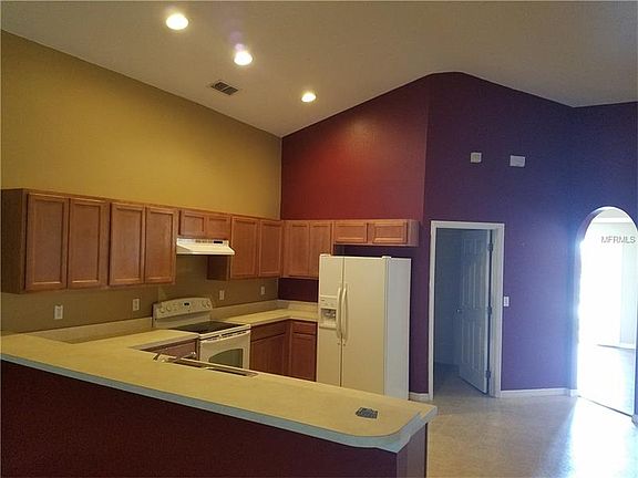 3rd image of 1122 Bluegrass Dr