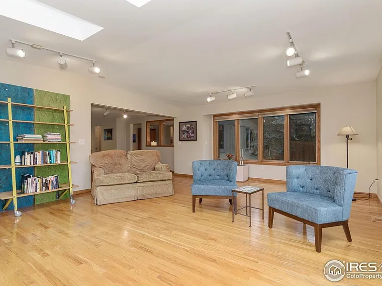 756 Birch St — Photo 6
