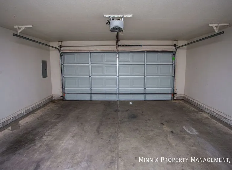 1206 N Bangor Ave #FS — Photo 36