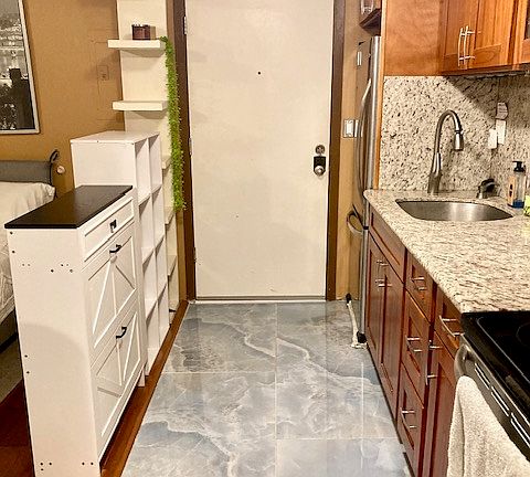 4th image of 824 Kinau St APT 709