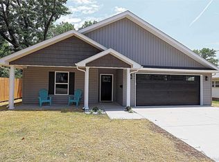 506 S Harry Jr Ave, Desloge, MO 63601