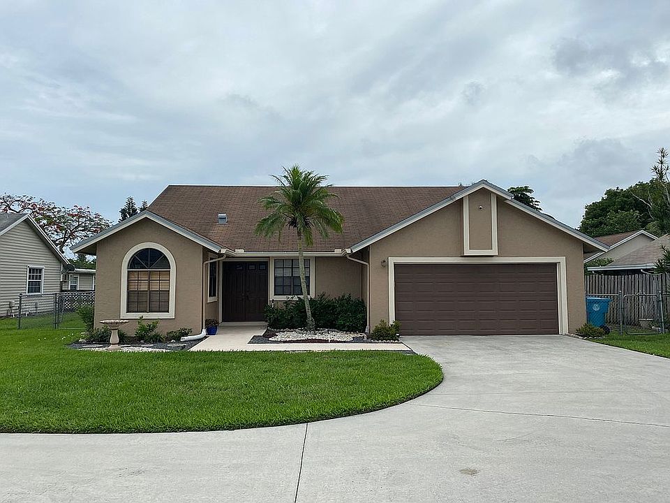 1st image of 1806 Banyan Creek Cir N