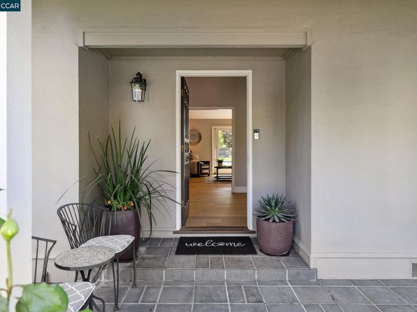 176 La Sonoma Way, Alamo, CA 94507
