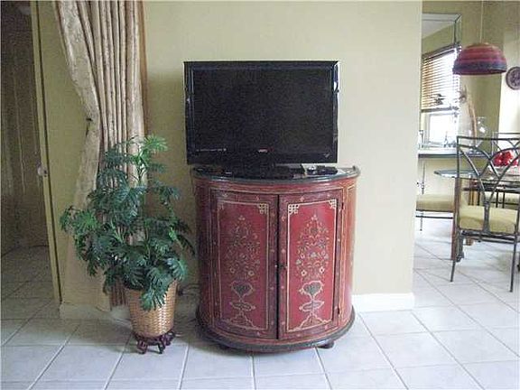 4th image of 2730 S Ocean Blvd #105