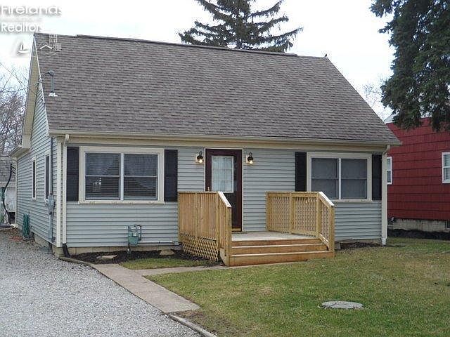 1st image of 2516 Campbell St