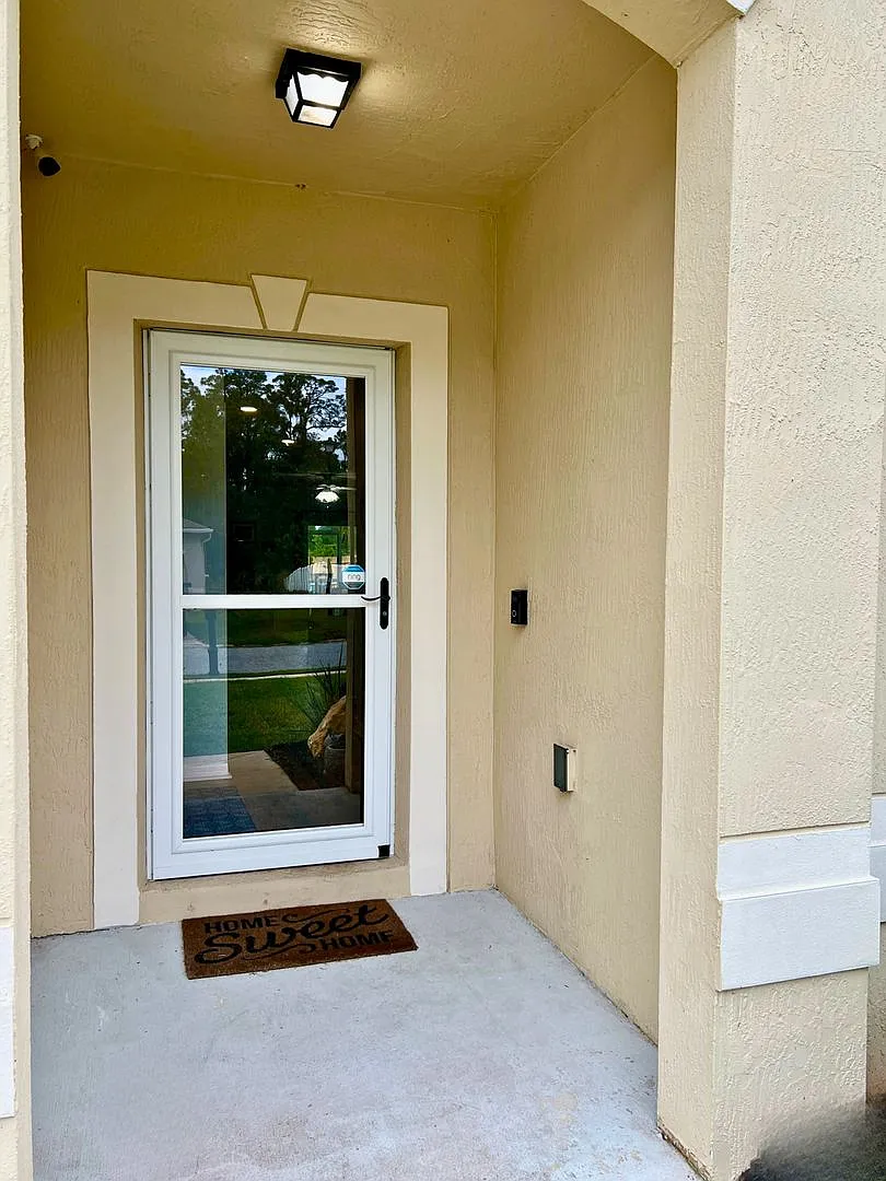 Building Photo - 135 Cedar Circle Dr