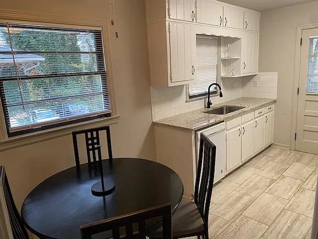 2147 Perkerson Rd SW — Photo 11