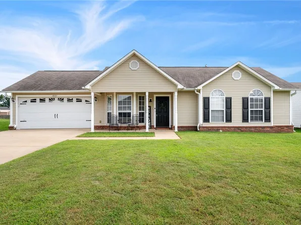 1021 Opal Dr, Van Buren, AR 72956